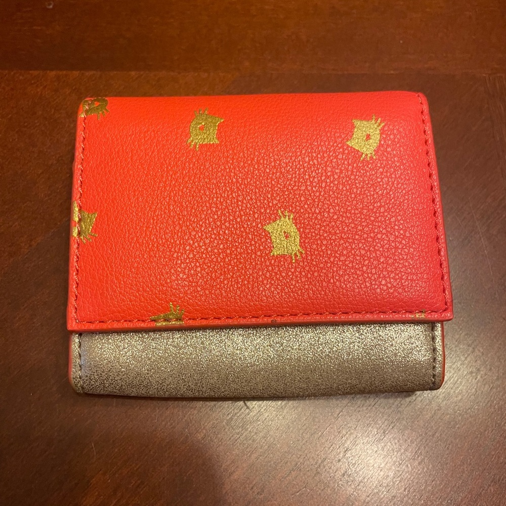 NWT Fossil wallet two tone